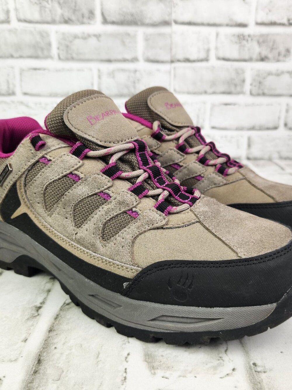 Bearpaw Juniper Lo Waterproof Women's Size 10 Brown Leather Lace Up Hiking Shoes